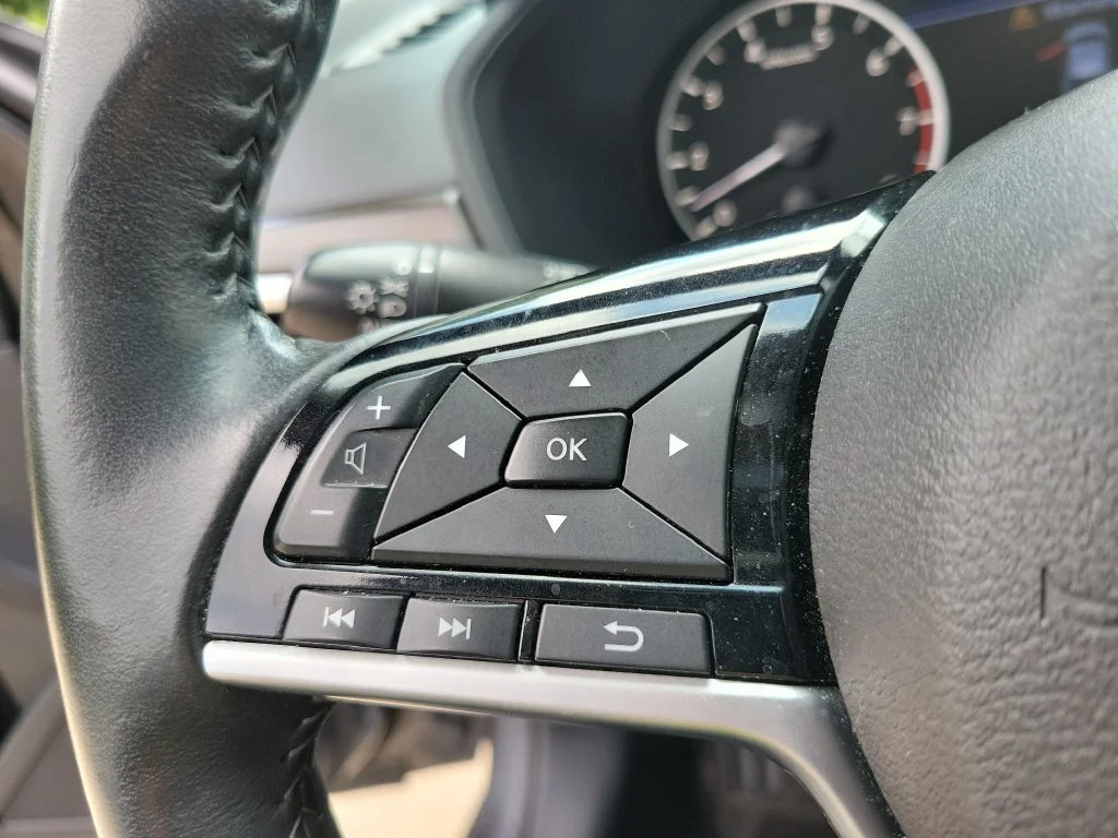 Used 2023 Gray Nissan 2.5 SV image 23
