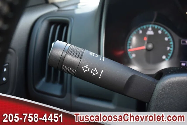 Used 2022 BLACK Chevrolet 4WD LT image 31