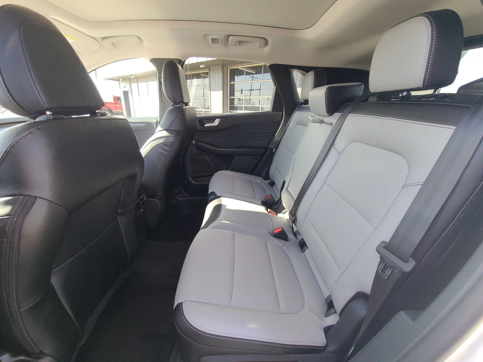 2025 Ford Escape Plug-in hybrid PHEV - Photo 10