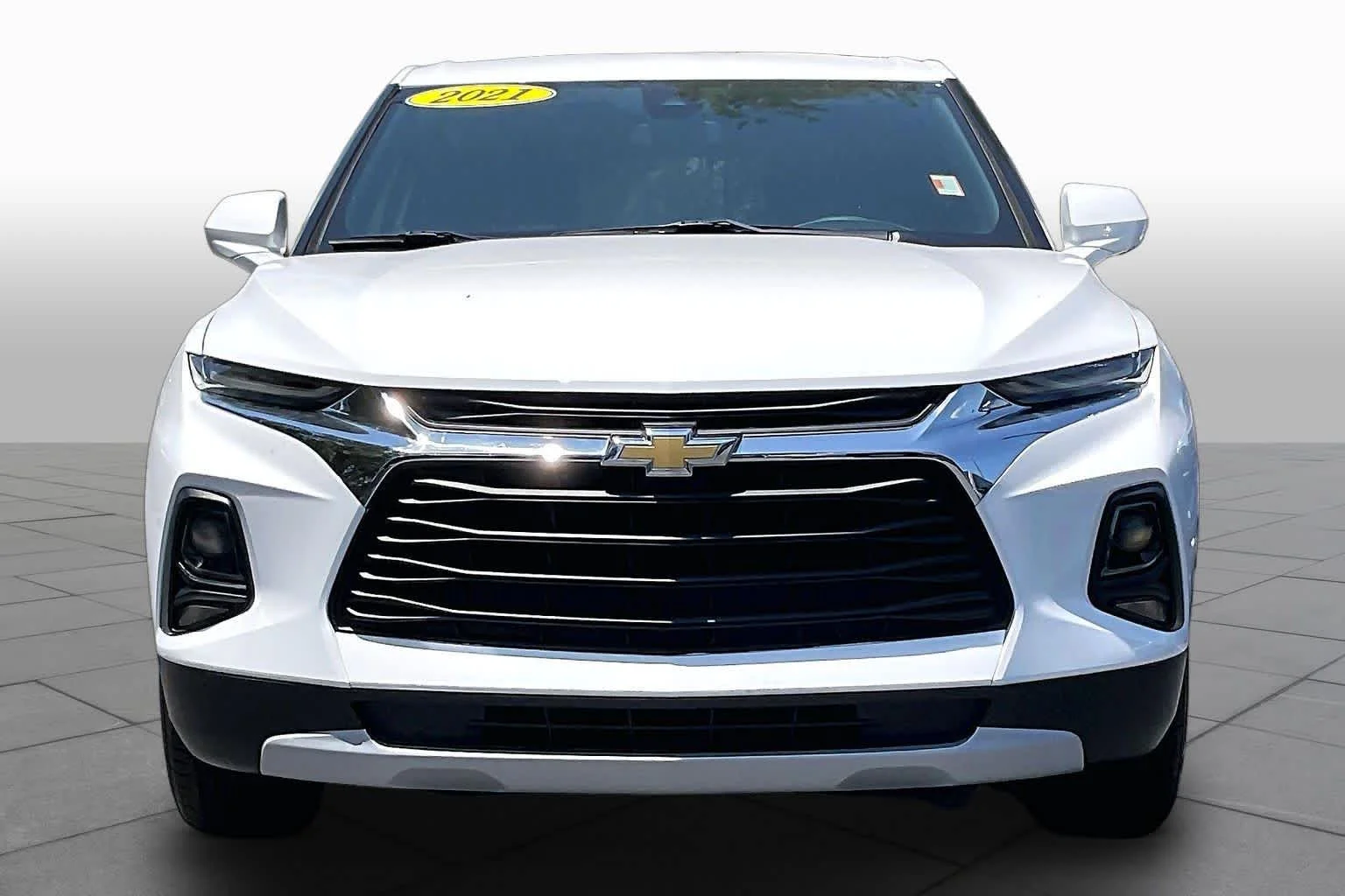 Used 2021 Summit White Chevrolet LT image 5
