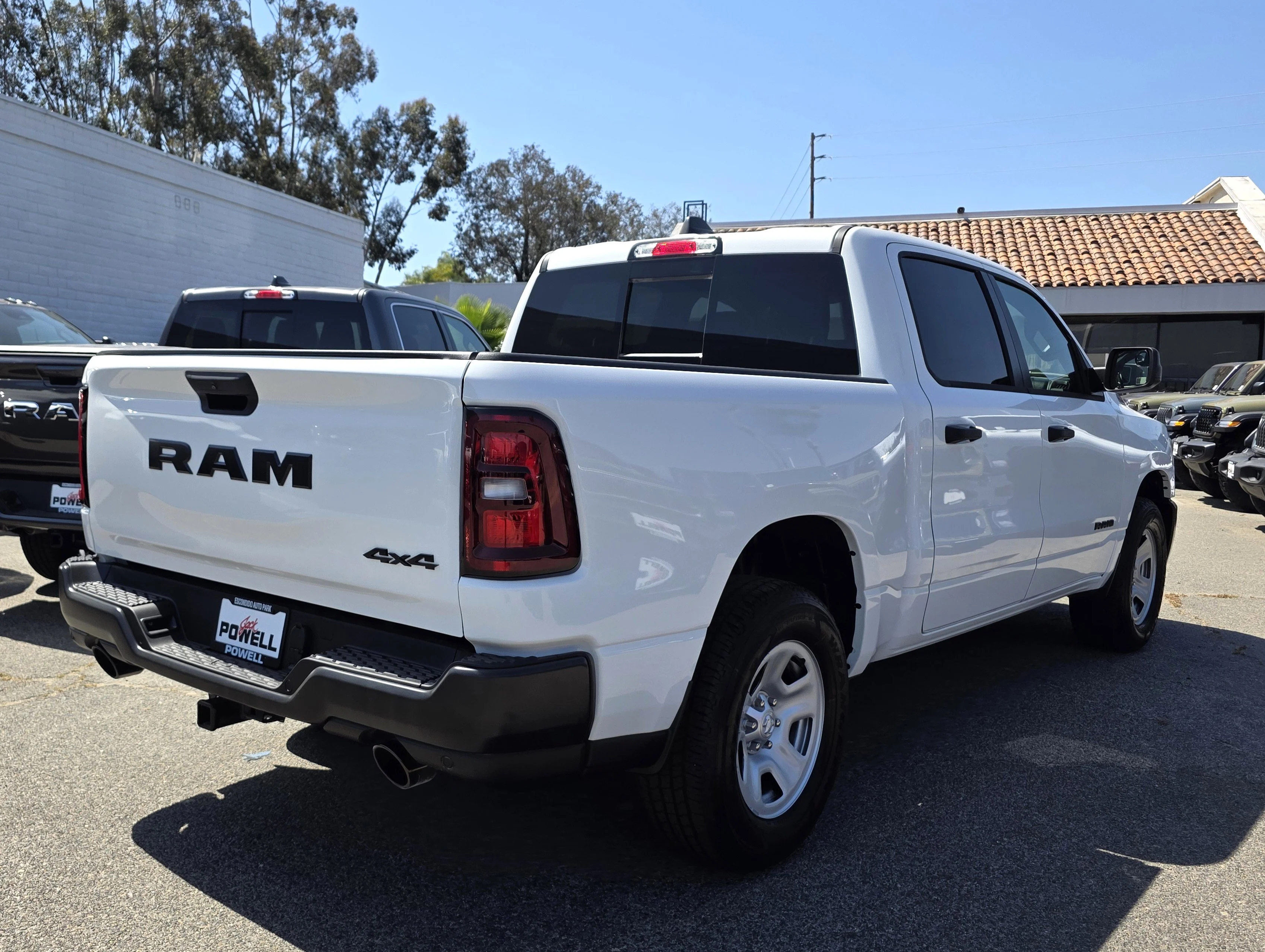 New 2026 Bright White Clearcoat RAM Tradesman image 4