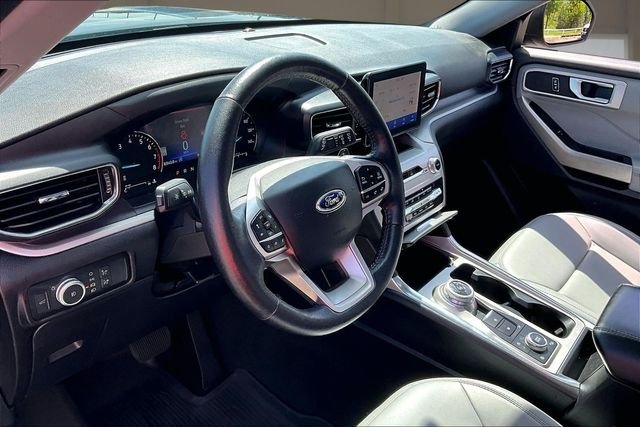 Used 2021 Black Ford XLT image 14
