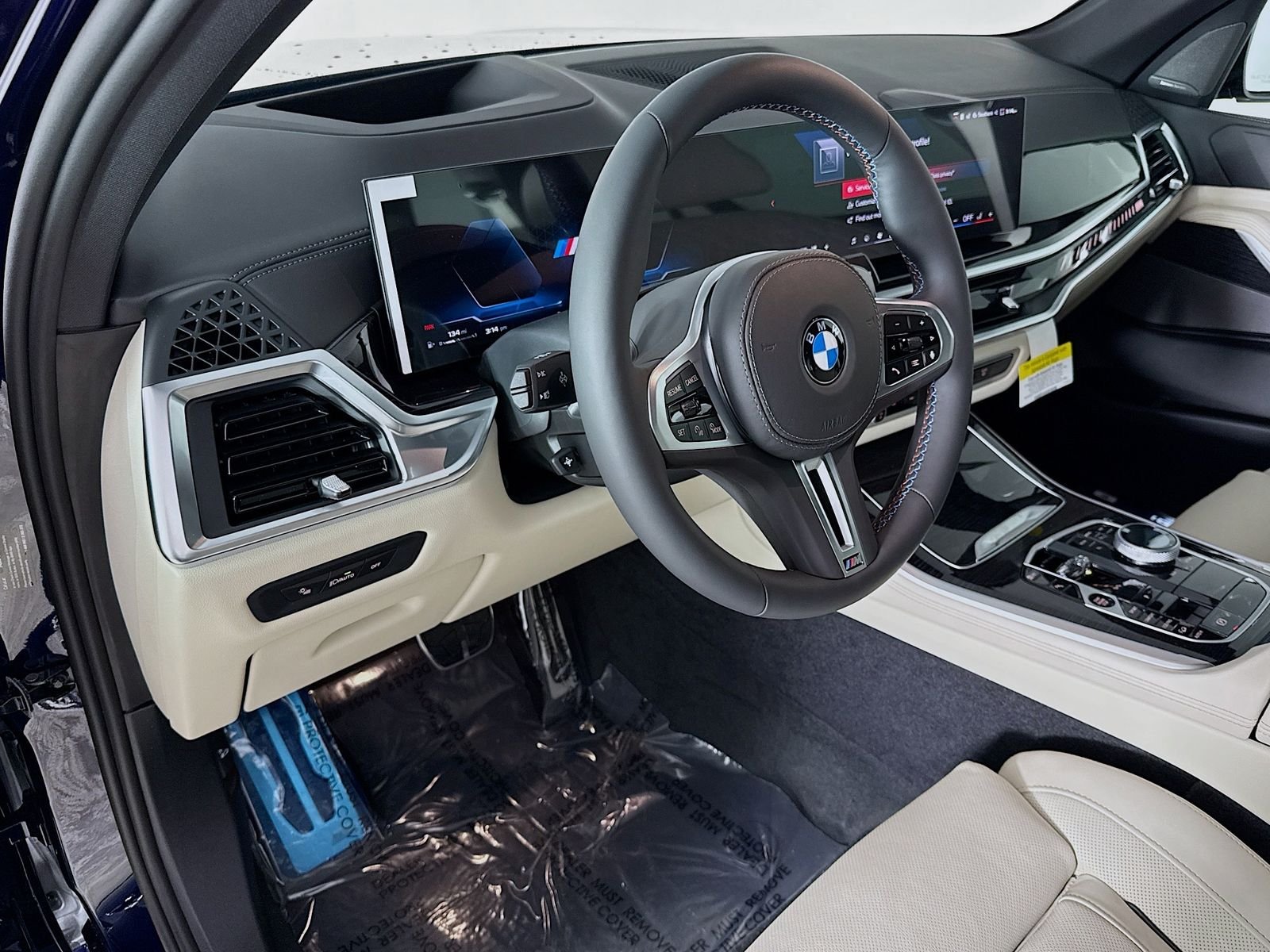 2026 BMW X5 M60i - Photo 9