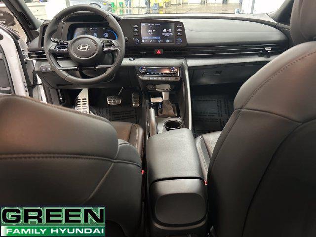 New 2026 White Hyundai SEL Sport image 21