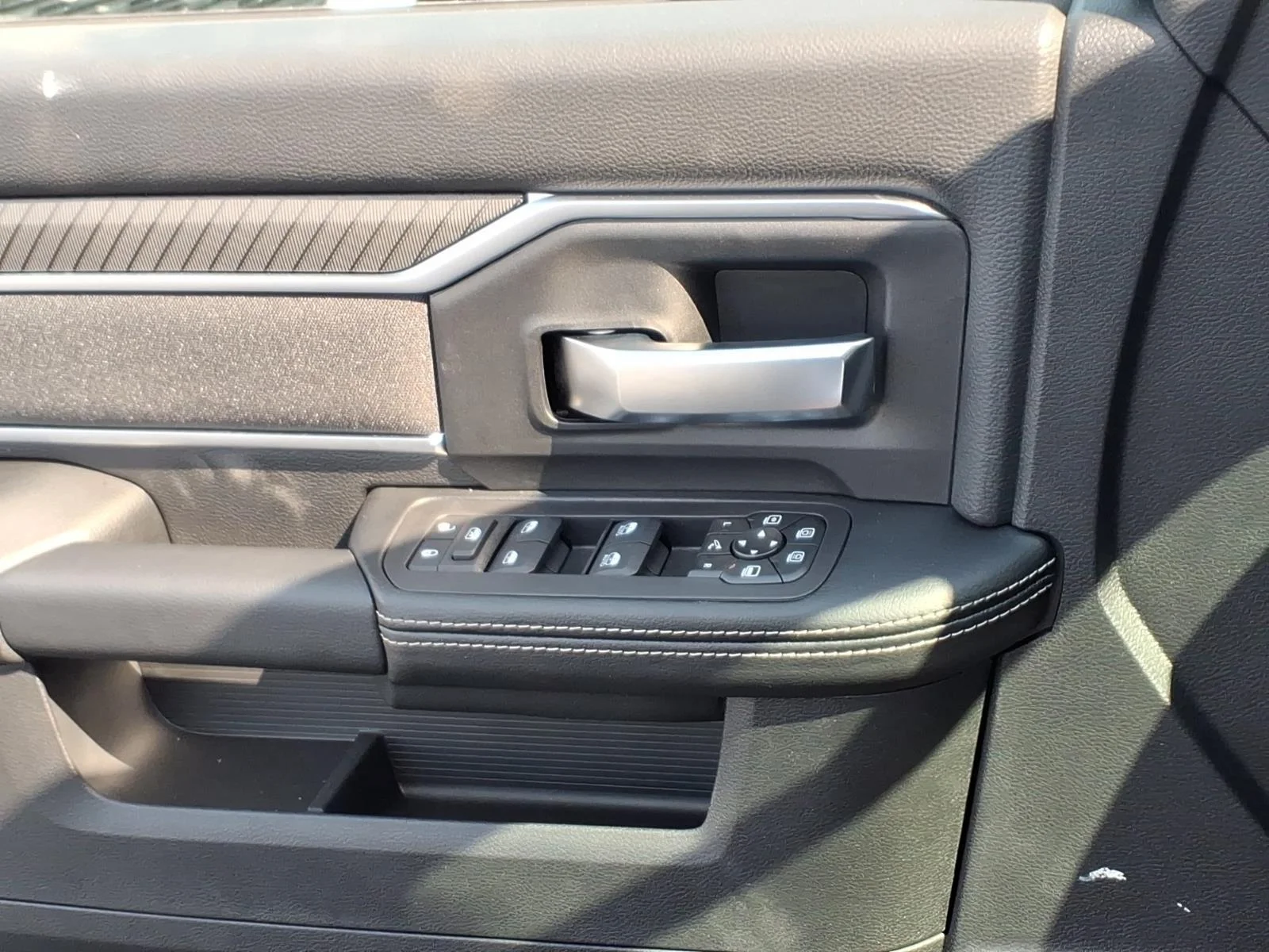 New 2027 Ceramic Gray Clearcoat Ram Big Horn image 11
