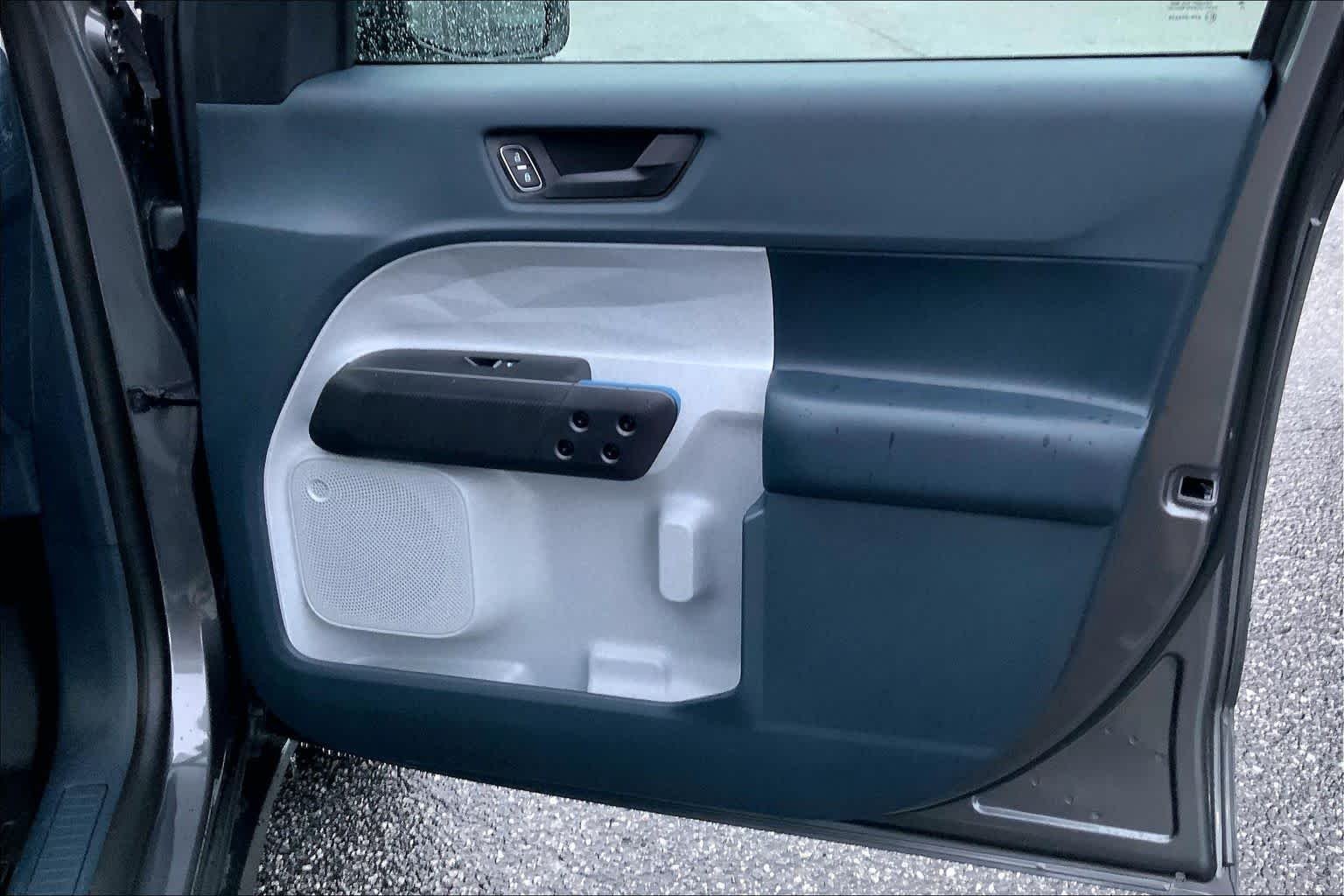 Used 2025 Carbonized Gray Metallic Ford XLT image 22