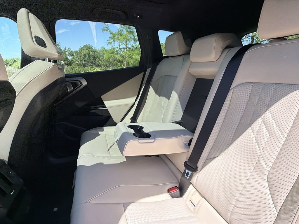 New 2026 Skyscraper Grey Metallic BMW 30 xDrive image 25
