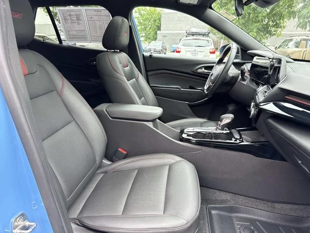 Used 2024 Blue Chevrolet 2RS image 16