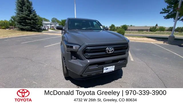 Used 2024  Toyota SR5 image 4