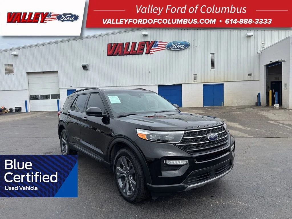 2023 Ford Explorer XLT 4WD's photo