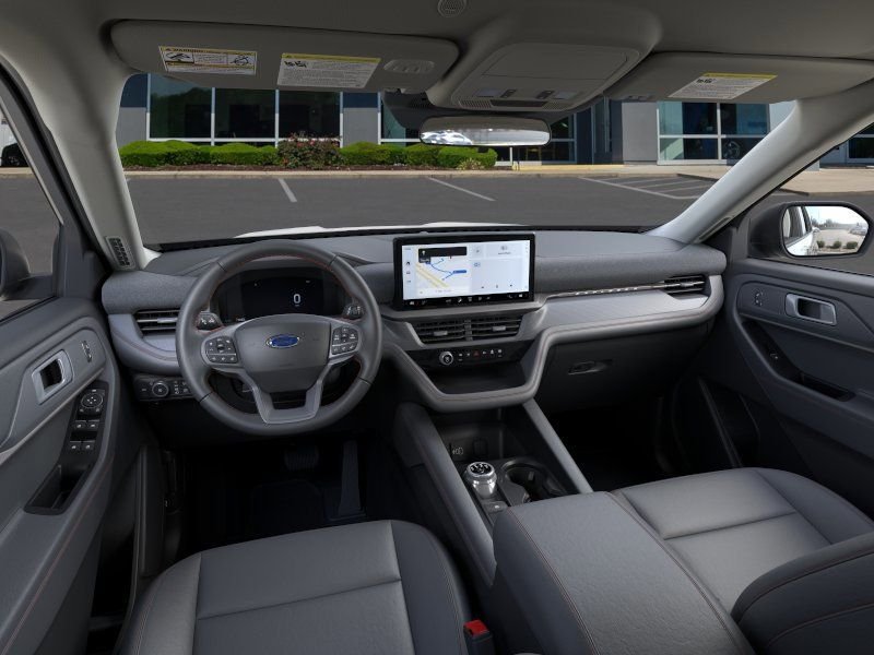 New 2026 Star White Metallic Tri-Coat Ford Active image 35