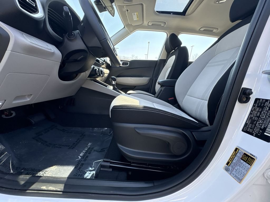 New 2026 White Hyundai SEL image 14