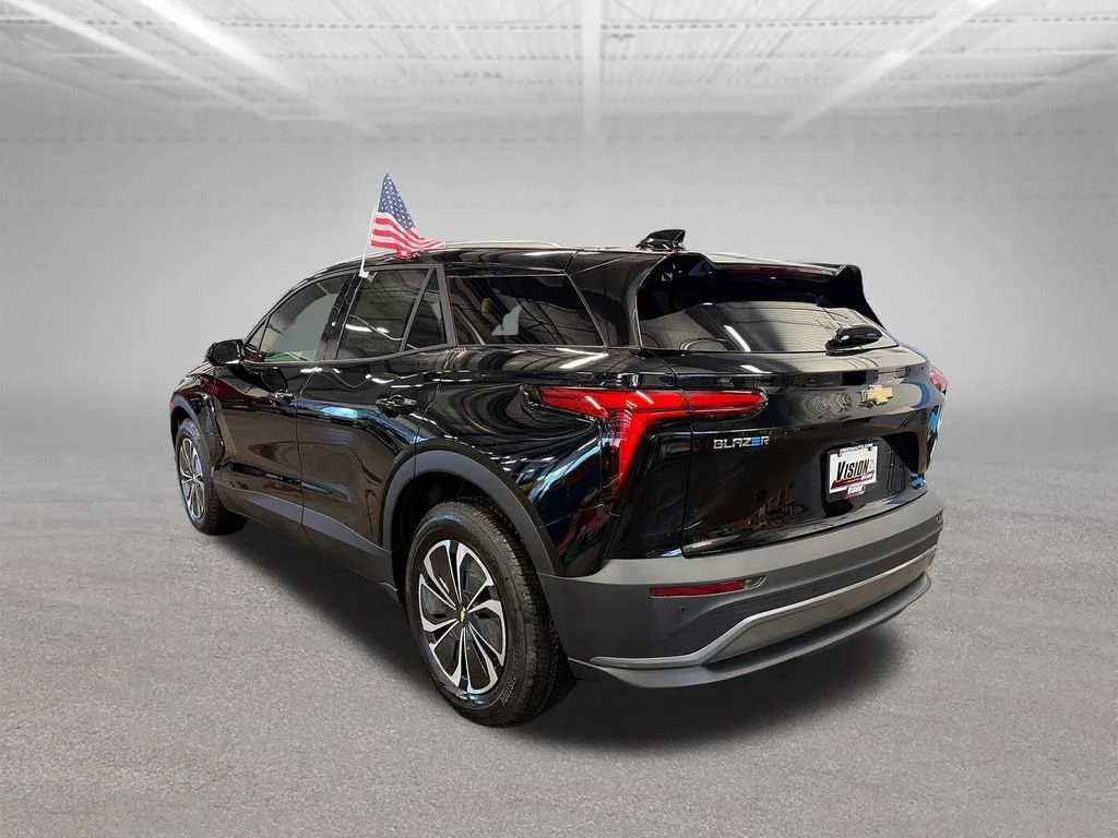 2026 Chevrolet Blazer EV LT - Photo 8