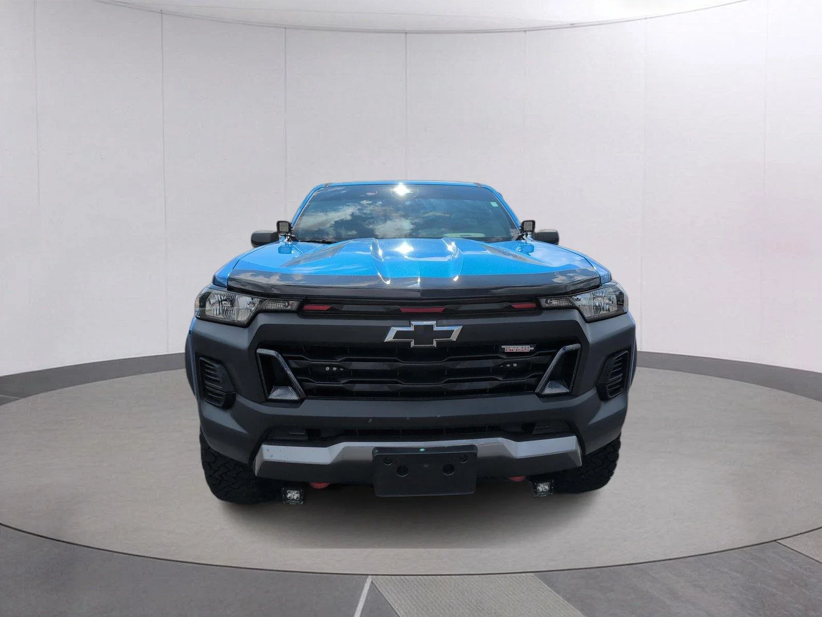 Used 2024 Glacier Blue Metallic Chevrolet Trail Boss image 8
