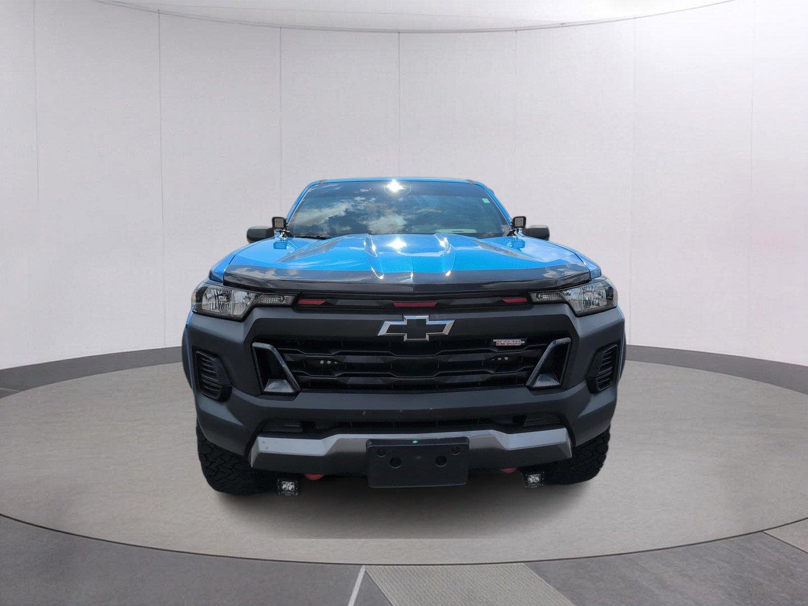 Used 2024 Glacier Blue Metallic Chevrolet Trail Boss image 8