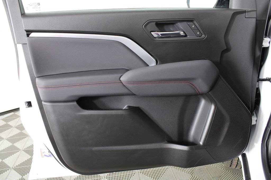 2026 Chevrolet Colorado Z71 - Photo 10