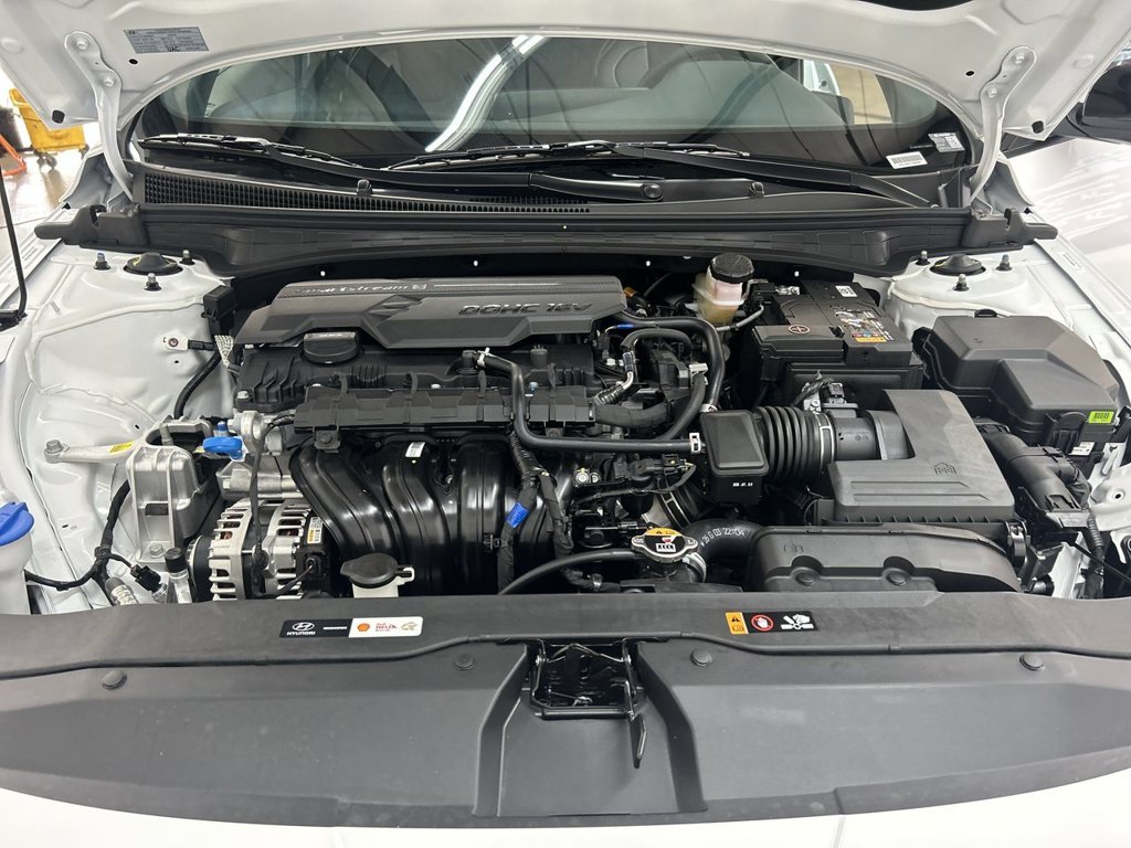 Used 2026 White Hyundai SEL Sport image 31