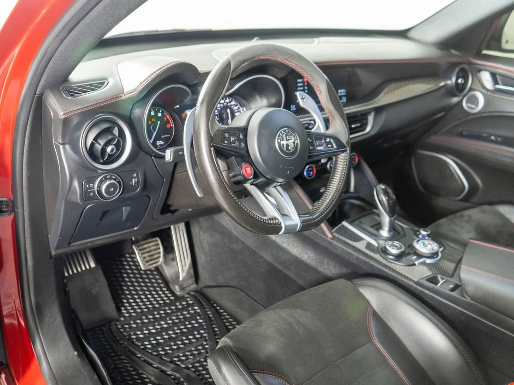 Used 2018 Red Alfa Romeo Quadrifoglio image 14