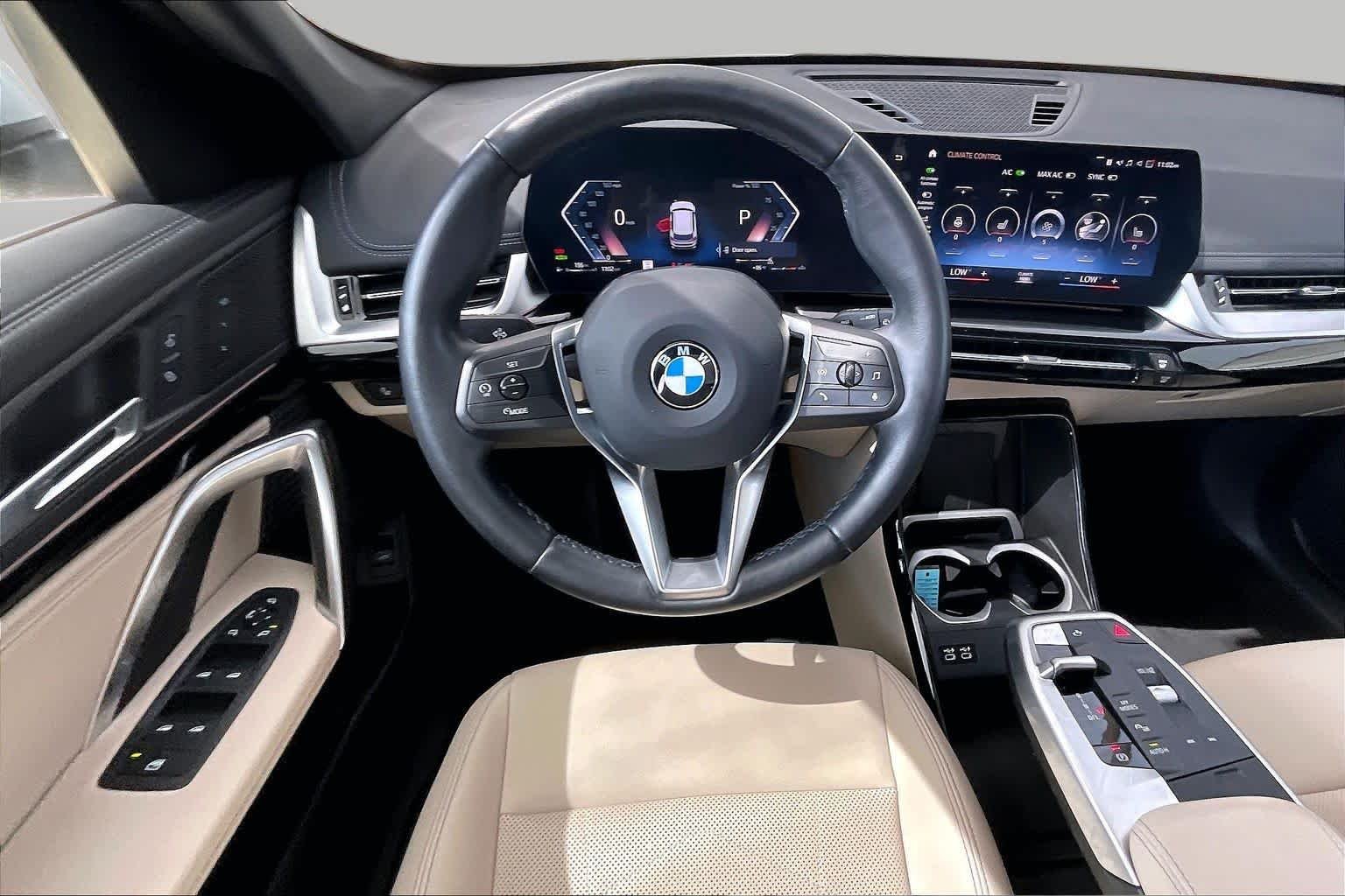 Used 2023 Alpine White BMW xDrive28i image 6