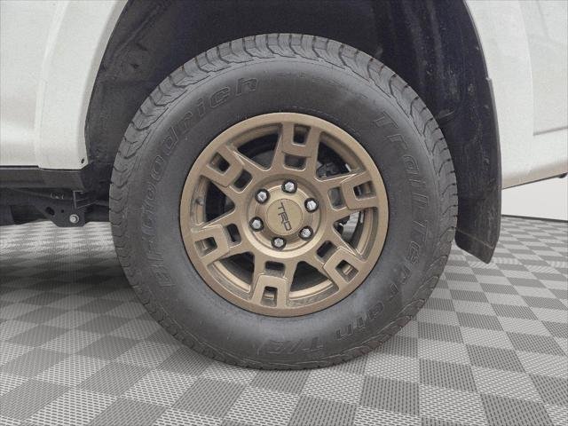 Certified Used 2023 Ice Cap Toyota SR5 image 36