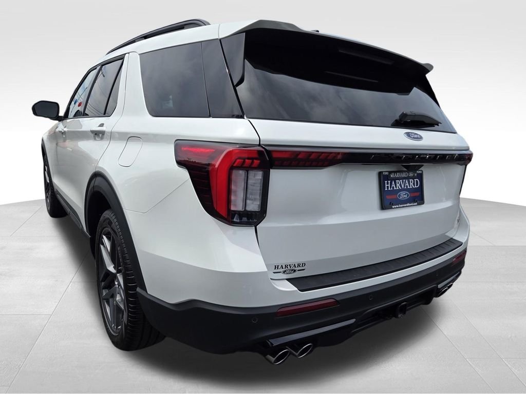 New 2026 Star White Metallic Tri-Coat Ford ST image 4