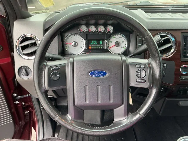 Used 2010 Royal Red Metallic Ford Lariat image 32