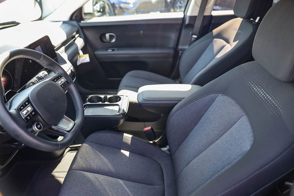 2026 Hyundai IONIQ 5 SE - Photo 18