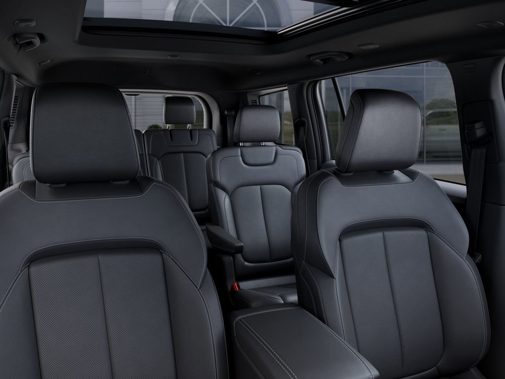 New 2026 Diamond Black Crystal Pearl-Coat Exterior Paint Jeep Limited image 26
