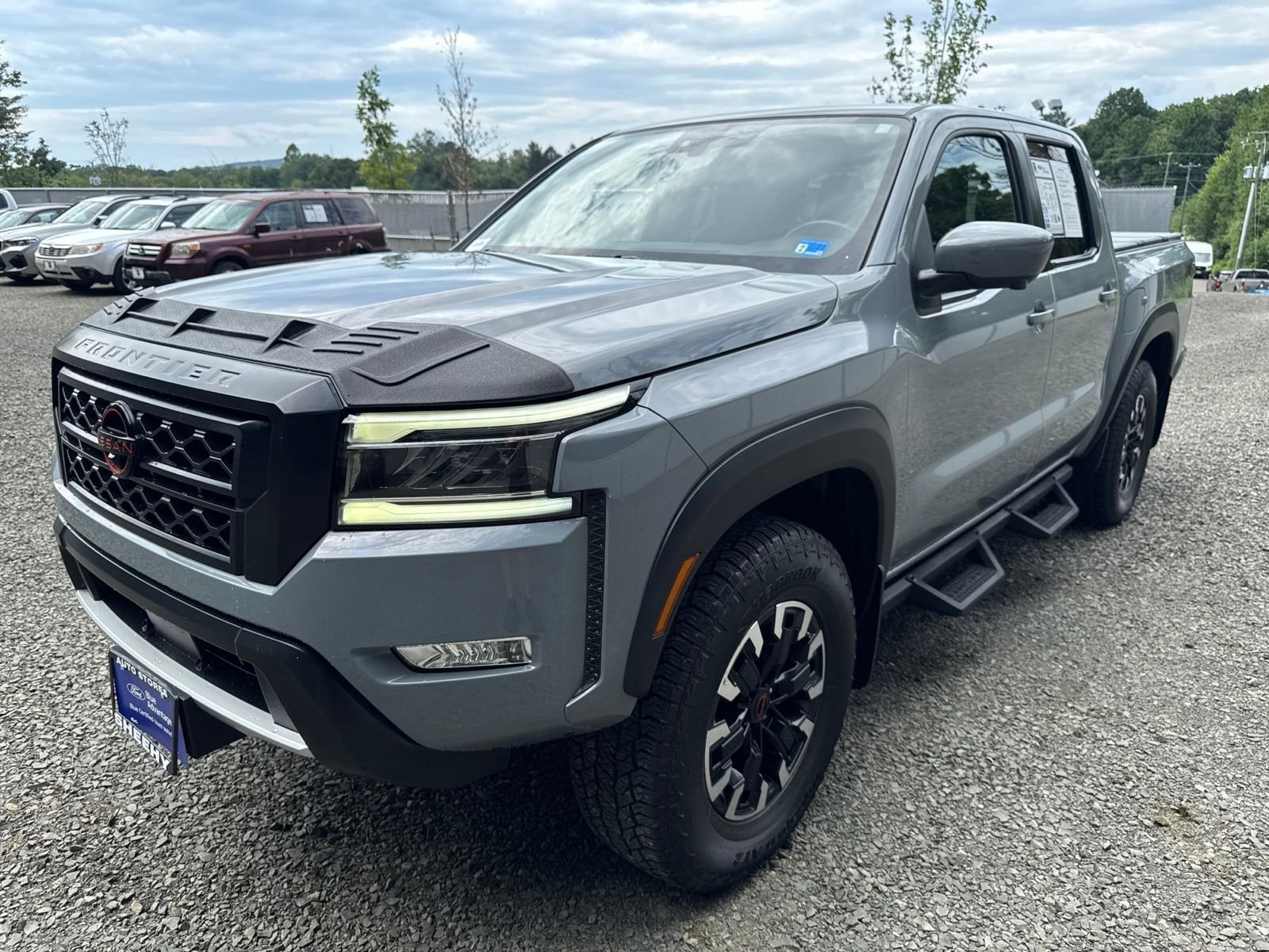 Used 2024 Gray Nissan PRO-4X image 8