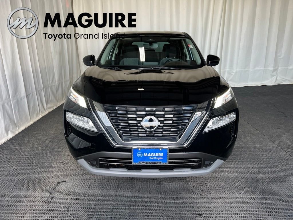 Used 2023 Black Nissan SV image 31