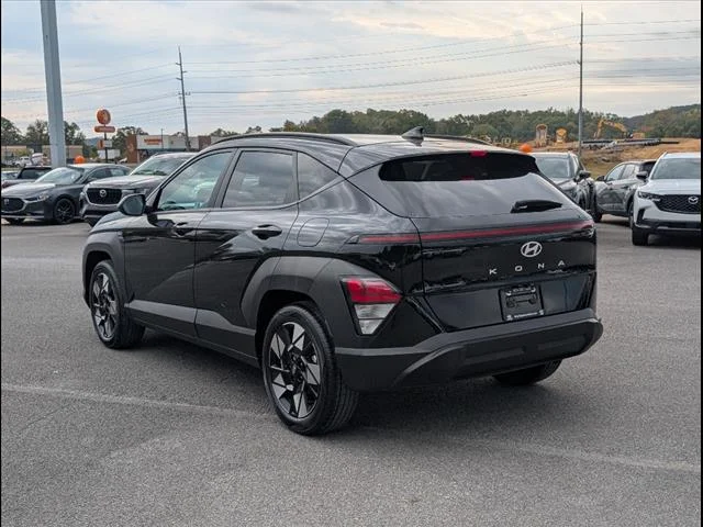Used 2024 Abyss Black Pearl A2b Hyundai SEL image 4