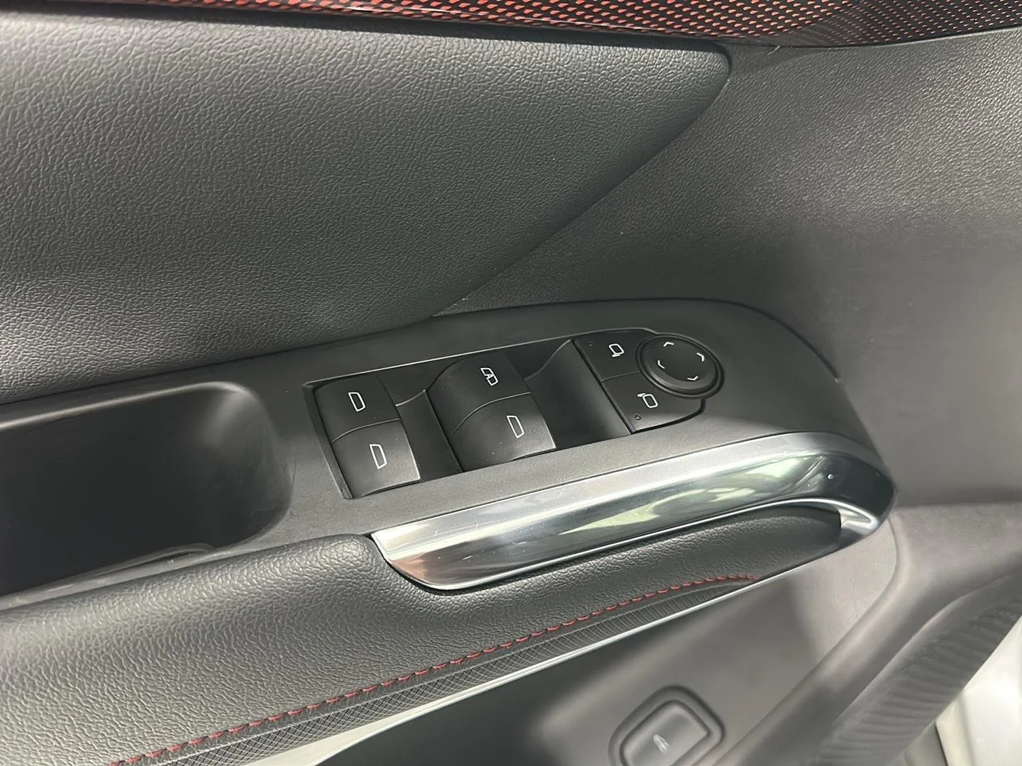 Used 2025 Sterling Gray Metallic Chevrolet Z71 image 19