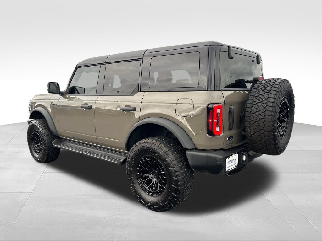 Used 2025 Gray Ford Outer Banks image 3