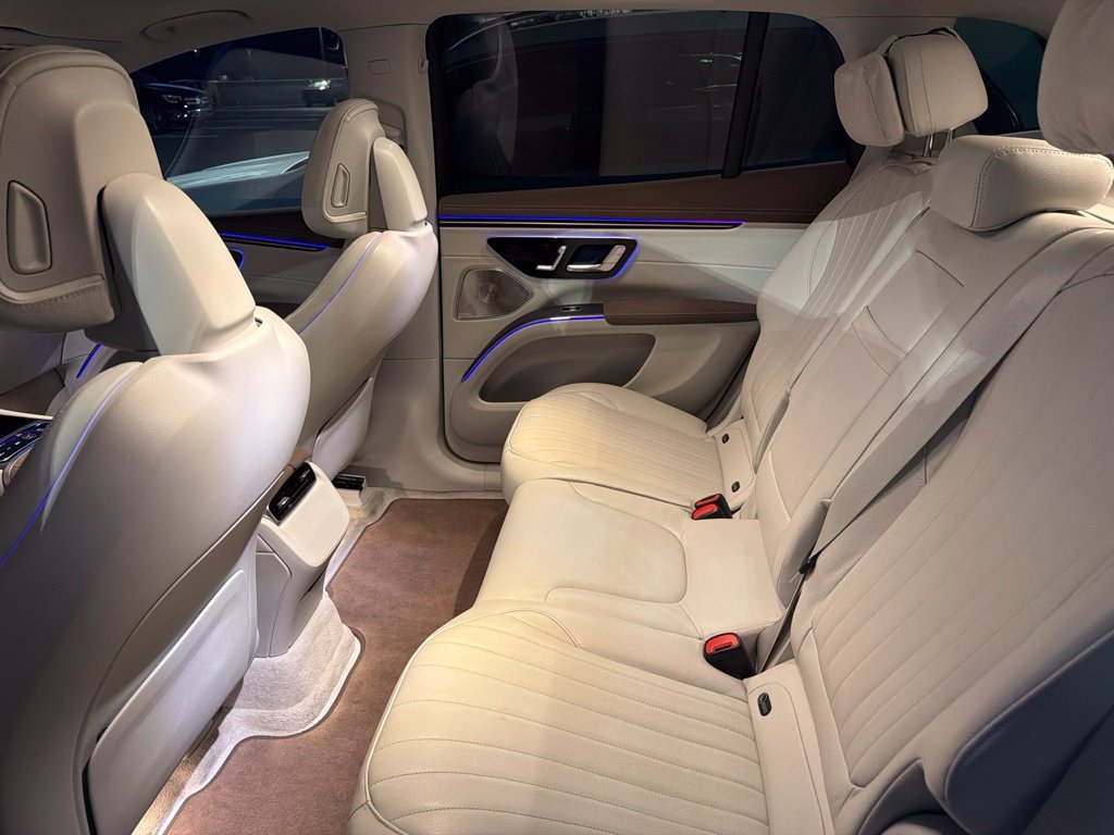 Certified Used 2023 Black Mercedes-Benz 580 image 6