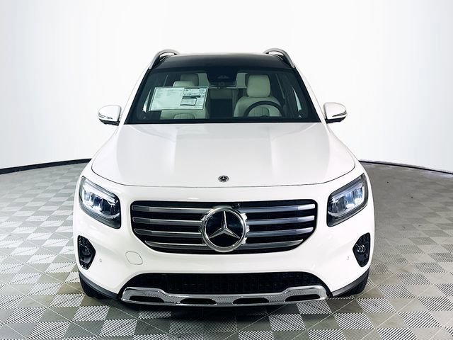 New 2026 Polar White Mercedes-Benz GLB 250 image 32