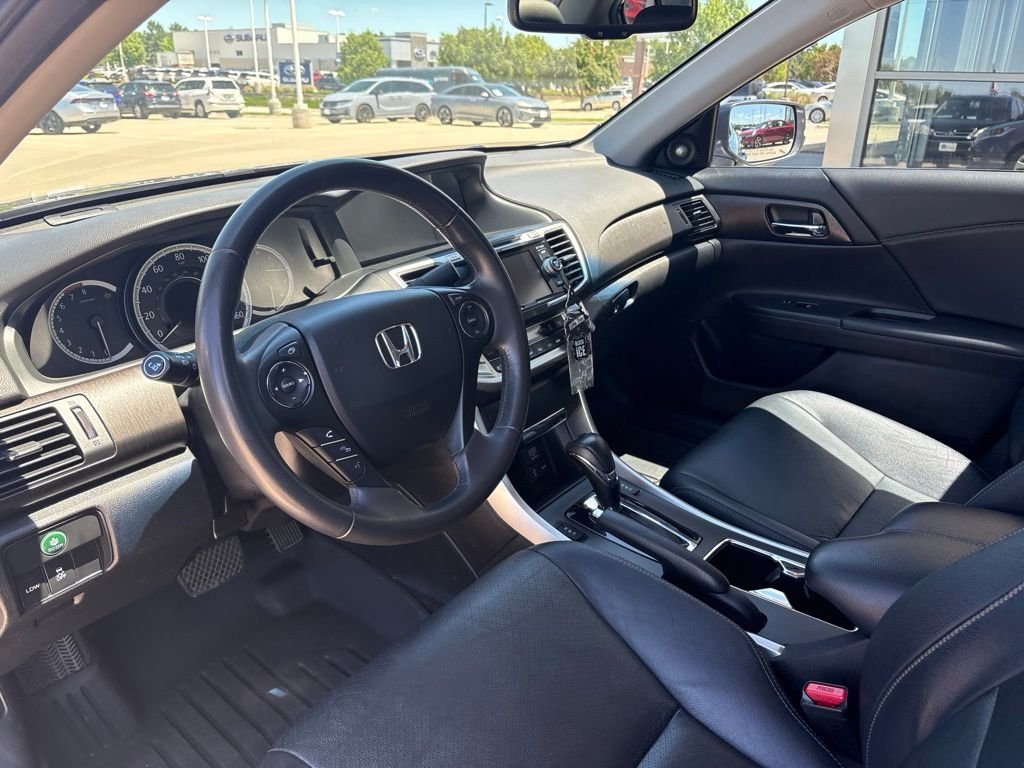 Used 2014 Gray Honda EX-L image 11