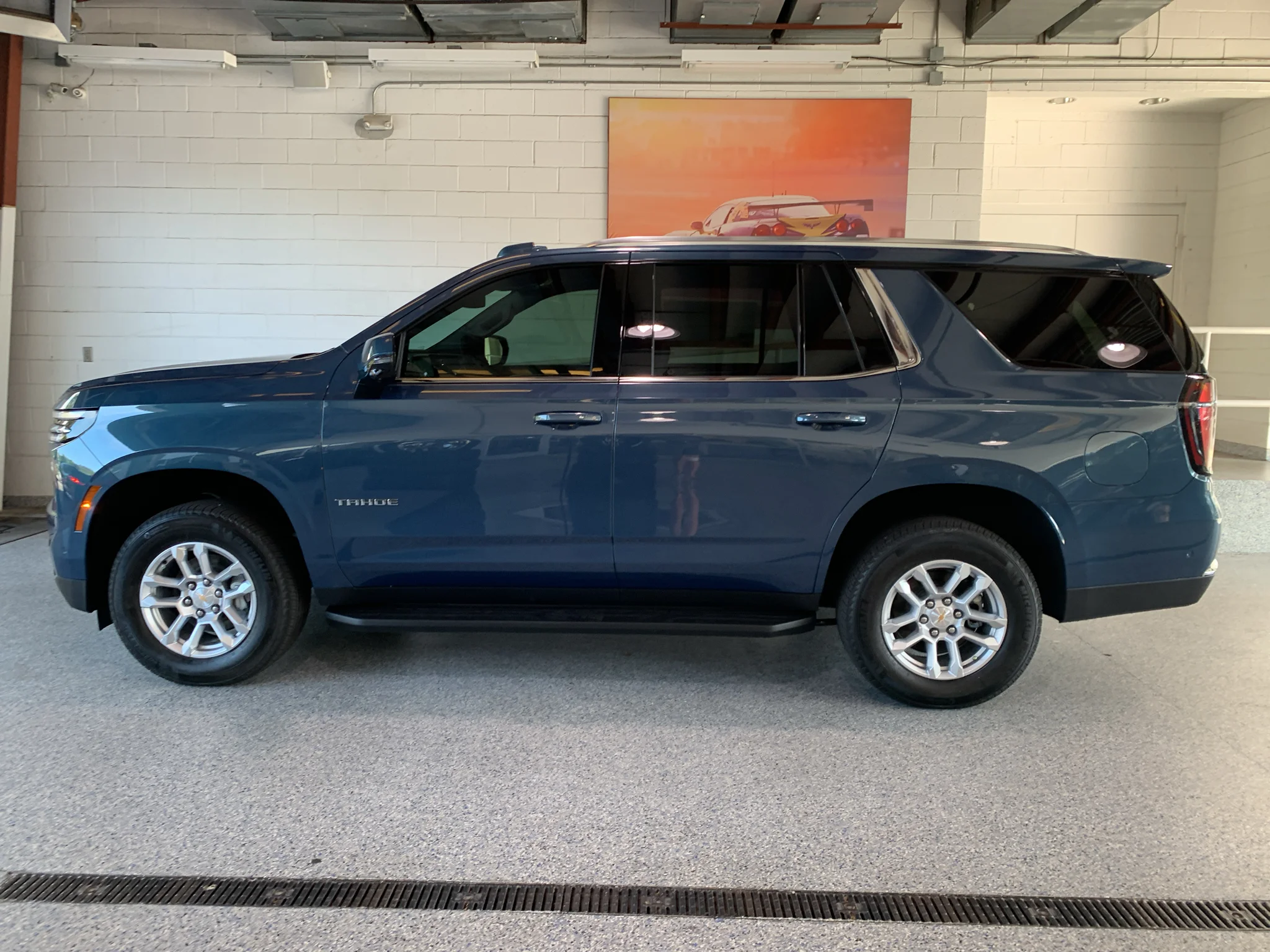 2027 Chevrolet Tahoe LT - Photo 6
