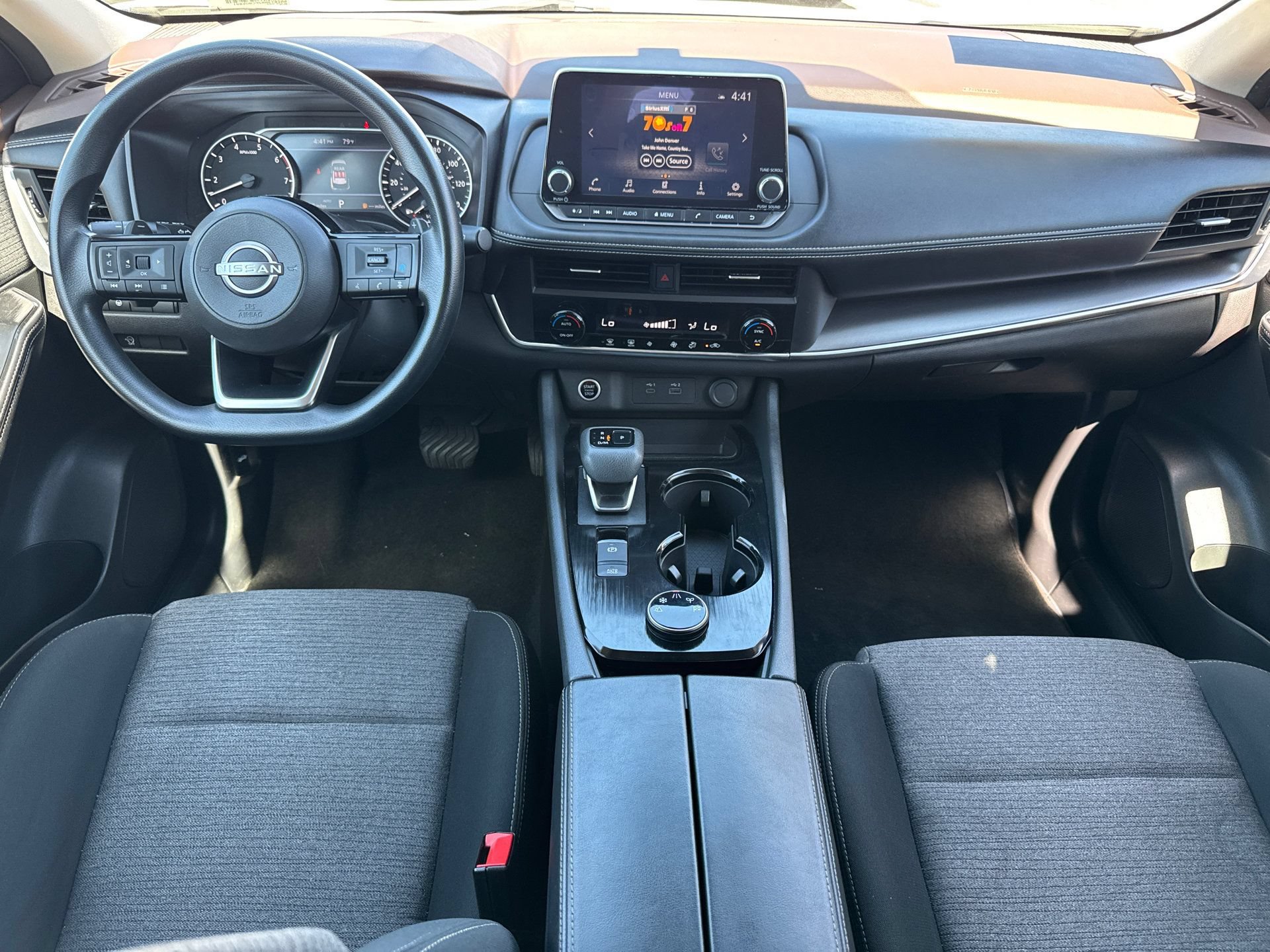 2023 Nissan Rogue SV - Photo 15