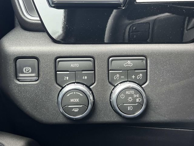 Used 2026 Sterling Metallic GMC Elevation image 25