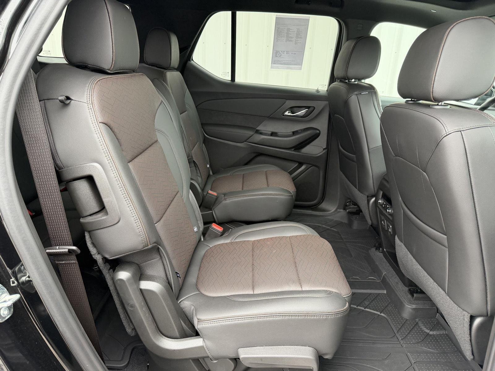 2023 Chevrolet Traverse High Country - Photo 26