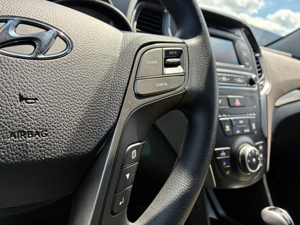 Used 2017 Silver Hyundai 2.4 Base image 34