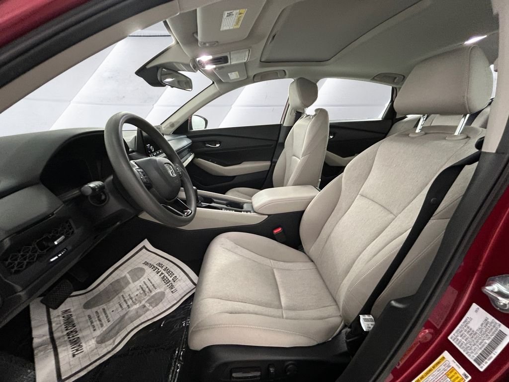 Used 2024 Red Honda EX image 7