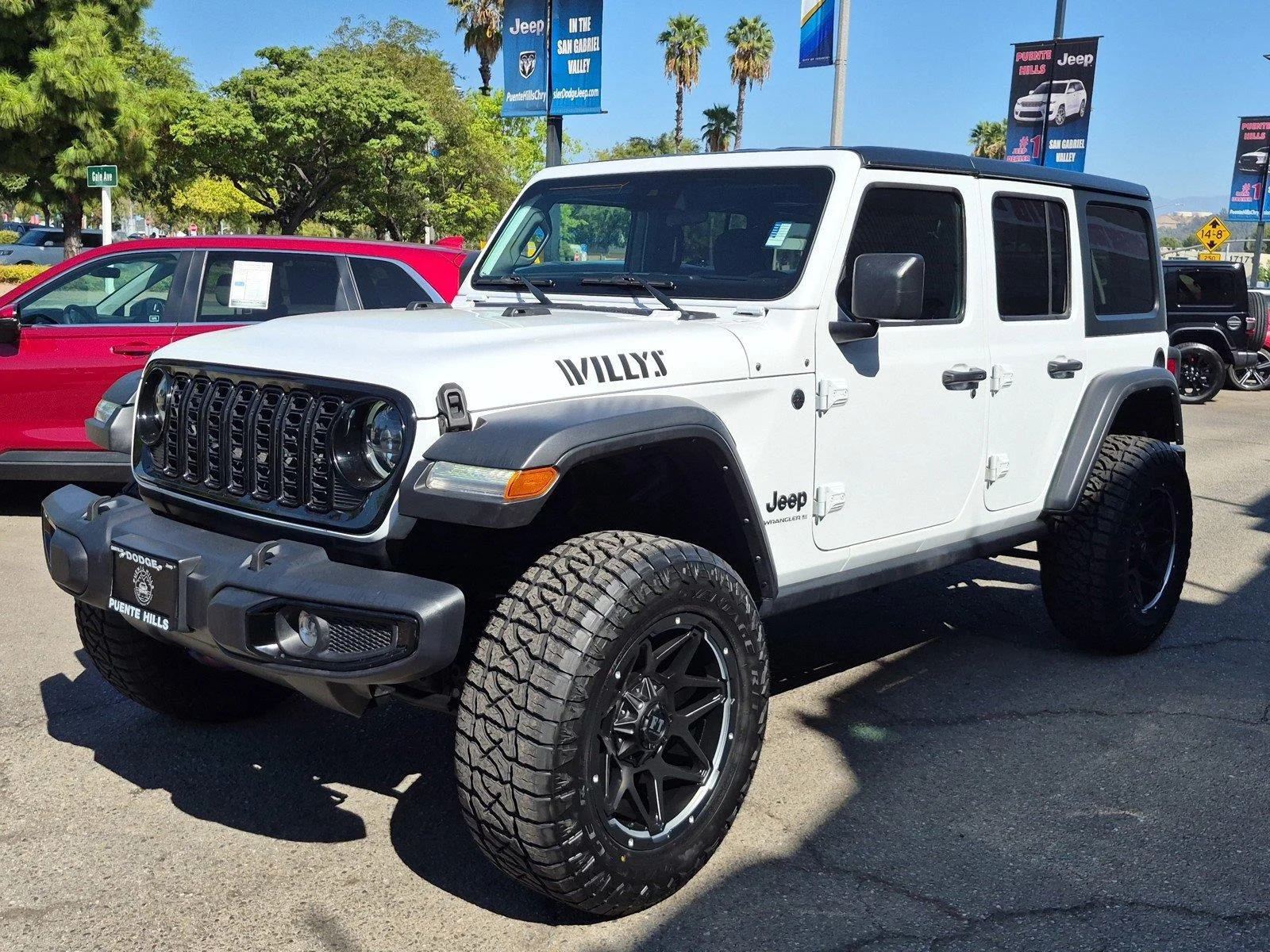 Certified Used 2025 Bright White Clearcoat Jeep Willys image 4