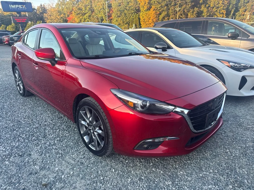 Used 2018 Red Mazda Grand Touring image 2
