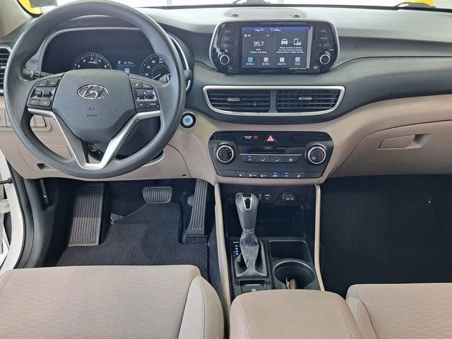 Used 2019 White Hyundai Value image 27