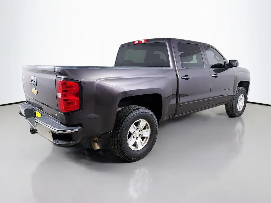 Used 2016 Gray Chevrolet LT image 6