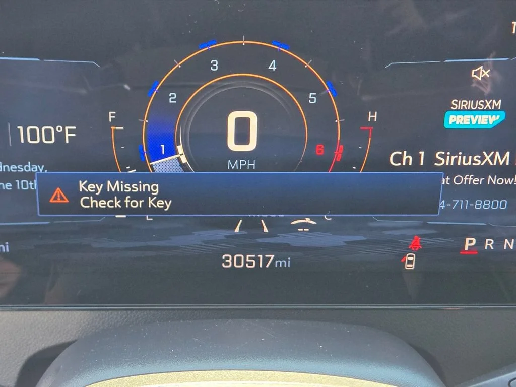 Used 2025 Summit White Chevrolet LT image 23