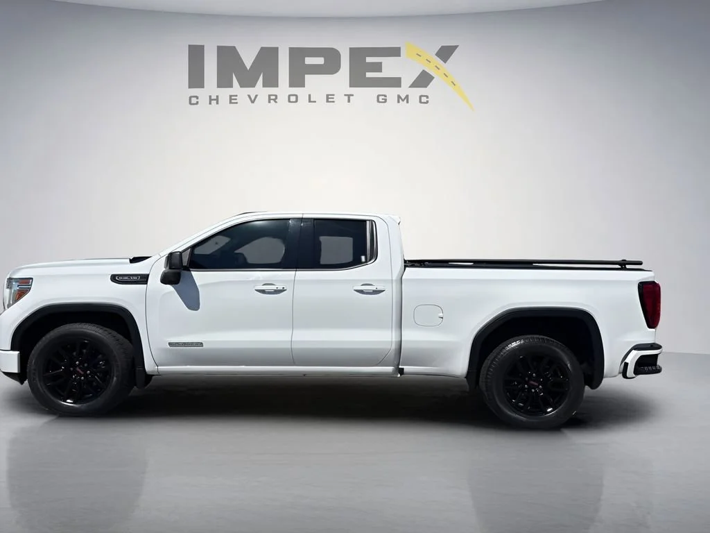 Used 2021 SUMMIT WHITE GMC Elevation image 2