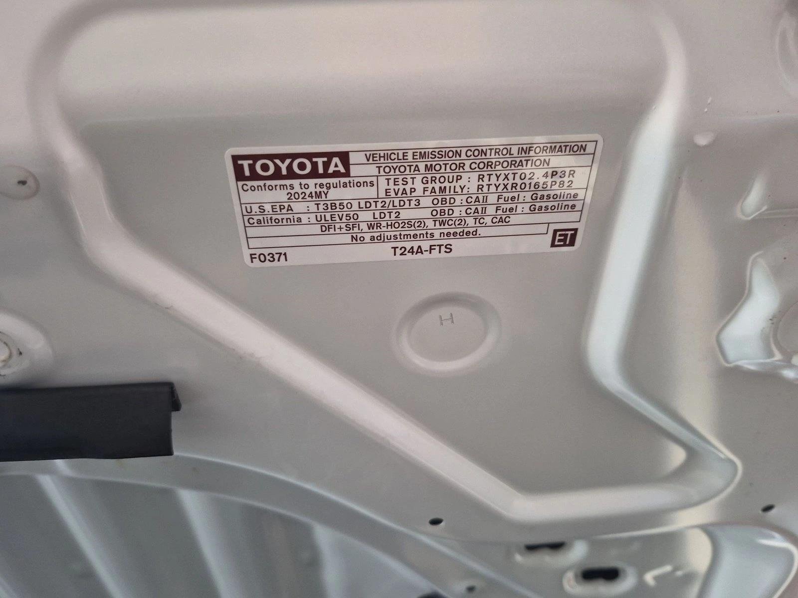 Used 2024 Ice Cap Toyota SR5 image 24