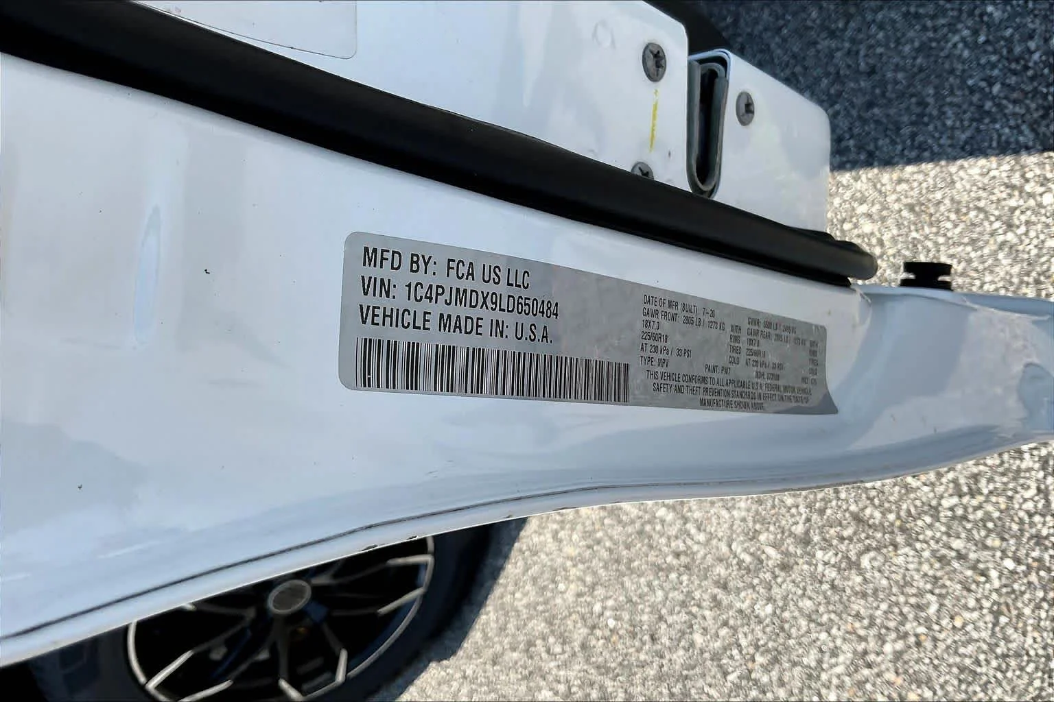 Used 2020 Bright White Clearcoat Jeep Limited image 33